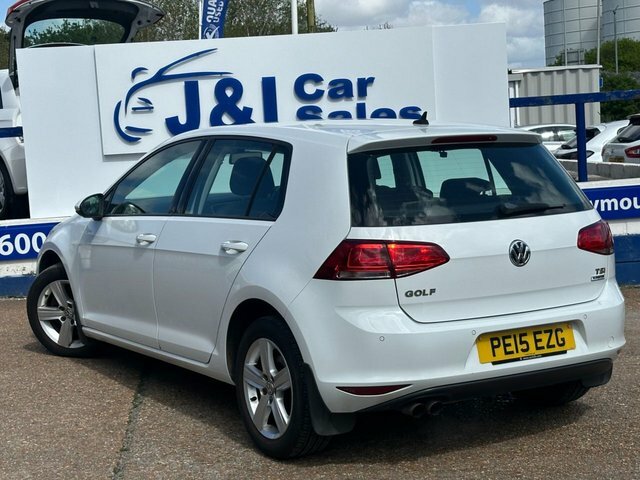 Volkswagen Golf 1.4 Tsi Bluemotion Tech Match Hatchback PE15EZG White #5
