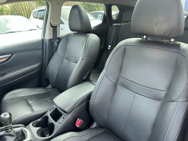 Nissan Qashqai 1.6 Dci Tekna Suv 4Wd Euro 5 S VO15KDU White #6