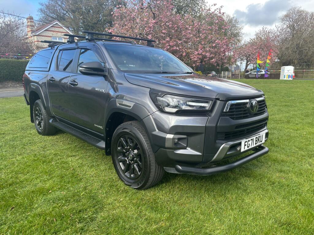 Toyota HILUX 2.8 D-4d Invincible X 4Wd Euro 6 Ss Grey