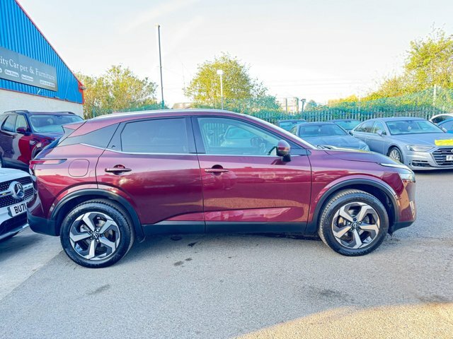 Nissan Qashqai 2023 1.3 Dig-t Mhev N-connecta Xtron Euro 6 Ss GF23SXJ Red #6