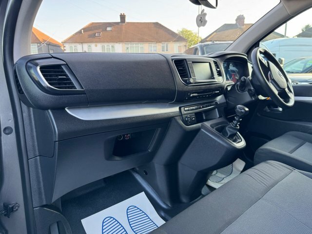 Toyota Proace Verso 2020 1.5D Shuttle Medium Mpv Mwb Euro 6 Ss Grey #3