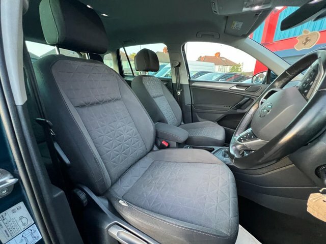 Volkswagen Tiguan 2023 1.5 Tsi Life Dsg Euro 6 Ss VU23OGV Blue #4