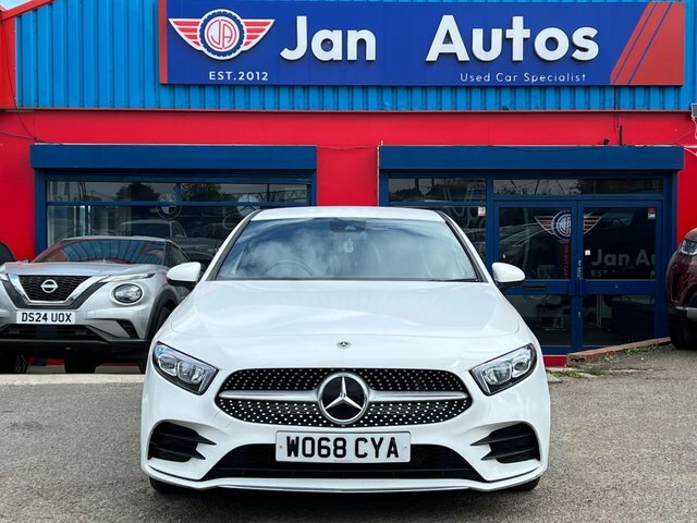 Mercedes-Benz A Class 2018 1.5 A180d Amg Line 7G-dct Euro 6 Ss WO68CYA White #4