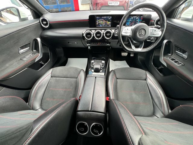 Mercedes-Benz A Class 2018 1.5 A180d Amg Line 7G-dct Euro 6 Ss WO68CYA White #3