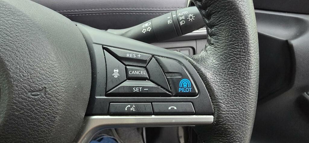 Nissan Serena Silver #21