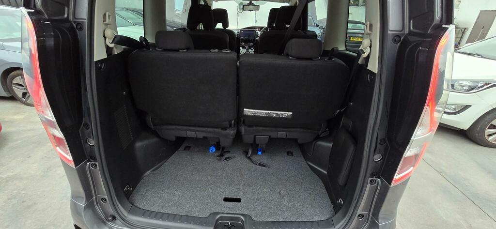 Nissan Serena Silver #13