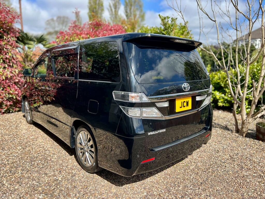 Toyota Vellfire Golden Eyes 2.4  Black #5