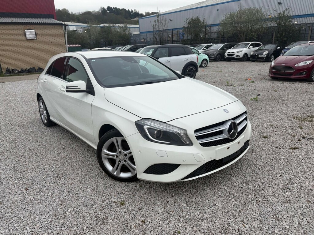 Mercedes-Benz A Class 1.6 Blueefficiency Se Ss White