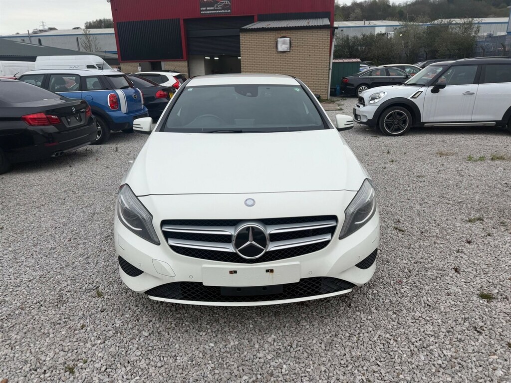 Mercedes-Benz A Class 1.6 Blueefficiency Se Ss JCW57 White #2