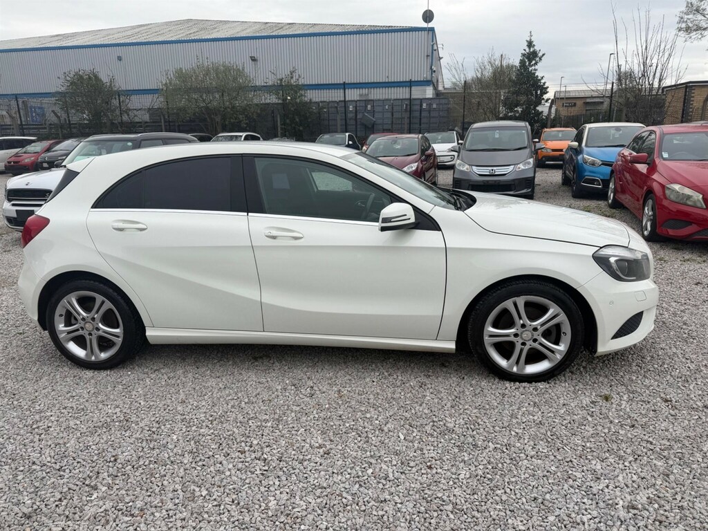 Mercedes-Benz A Class 1.6 Blueefficiency Se Ss JCW57 White #4
