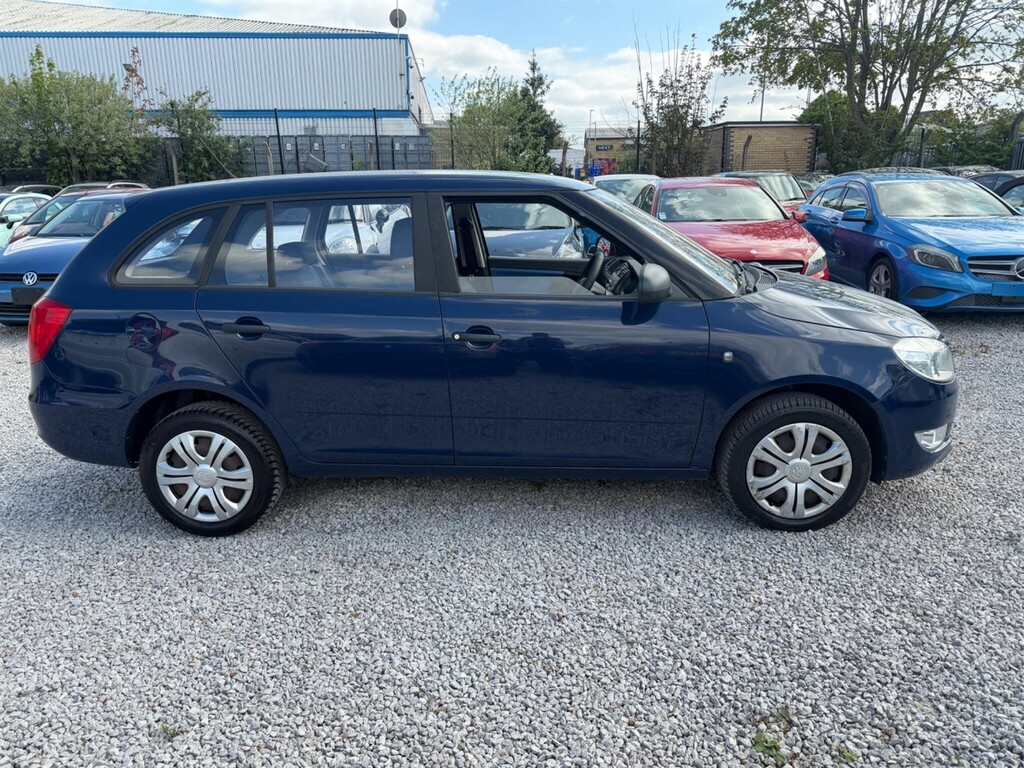 Skoda Fabia 1.6 Tdi S Euro 5 Blue #4