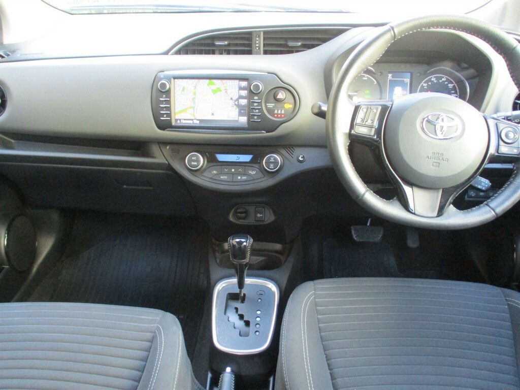 Toyota Yaris 1.5 Vvt-h Icon Tech E-cvt Euro 6 Ss CV68VJM  #6