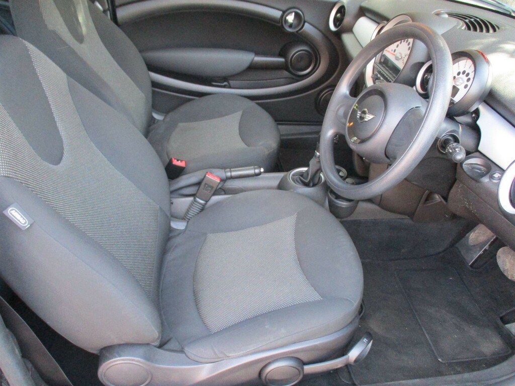 Mini Hatch 1.6 One Euro 6 #4