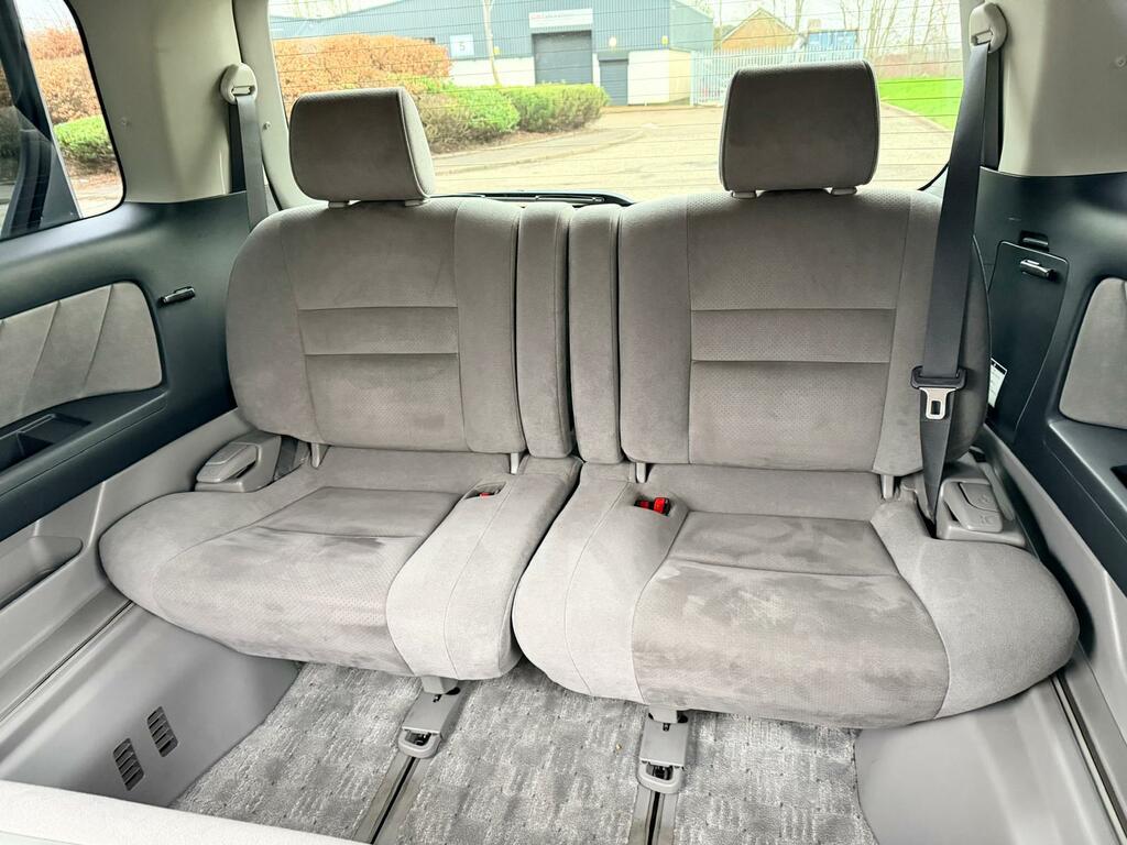 Toyota Alphard White #17