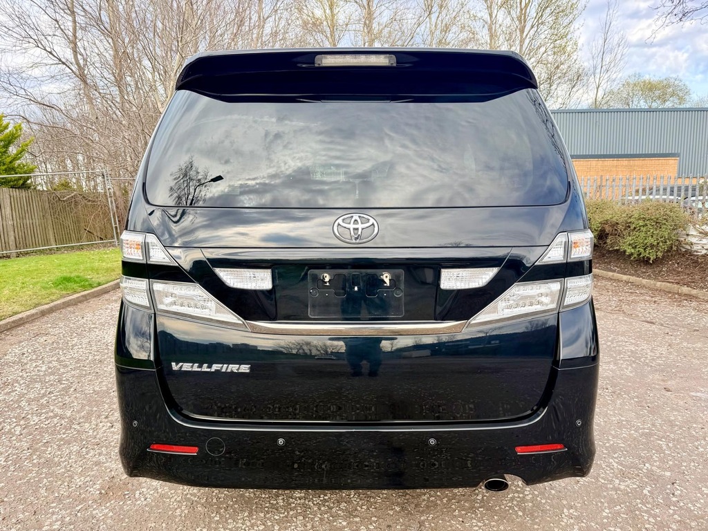 Toyota Vellfire Fresh Import Z Platinum 2.4 7 Seats Mpv Elect  Black #5