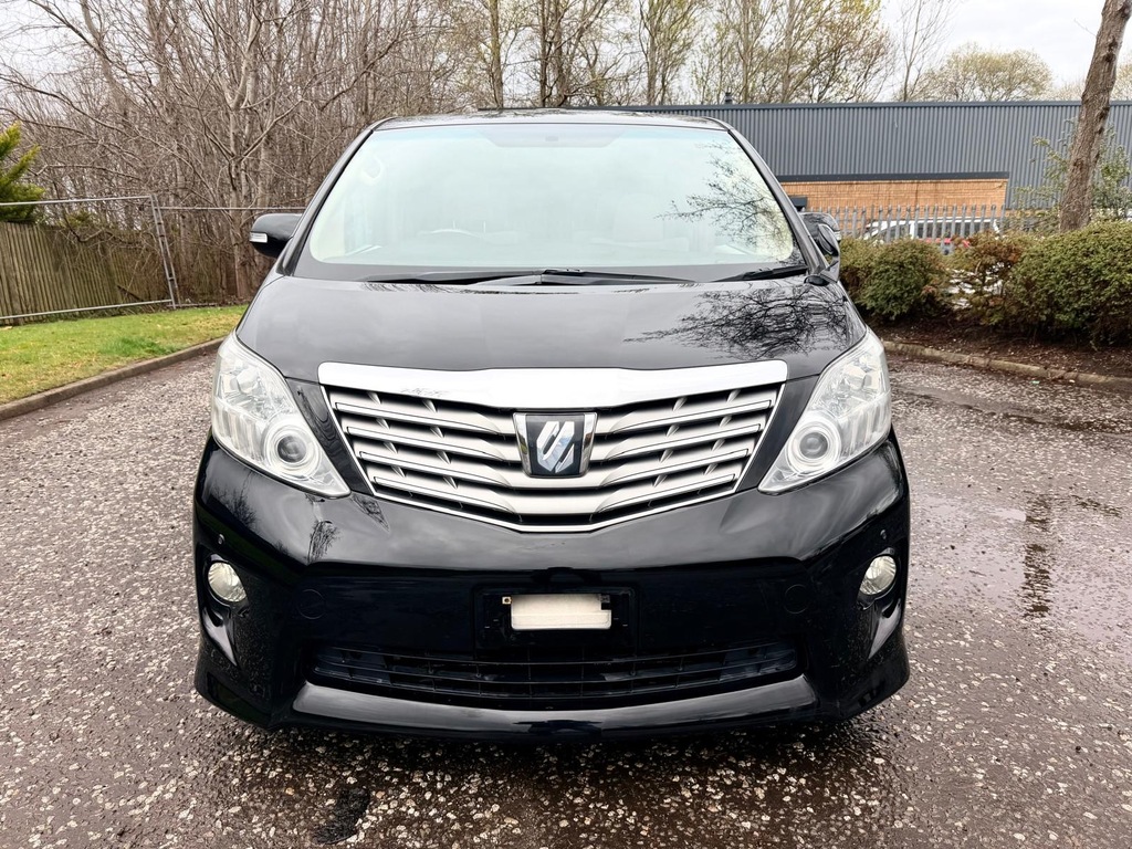 Toyota Alphard Fresh Import G Edition 2.4 8 Seats Mpv Black #2