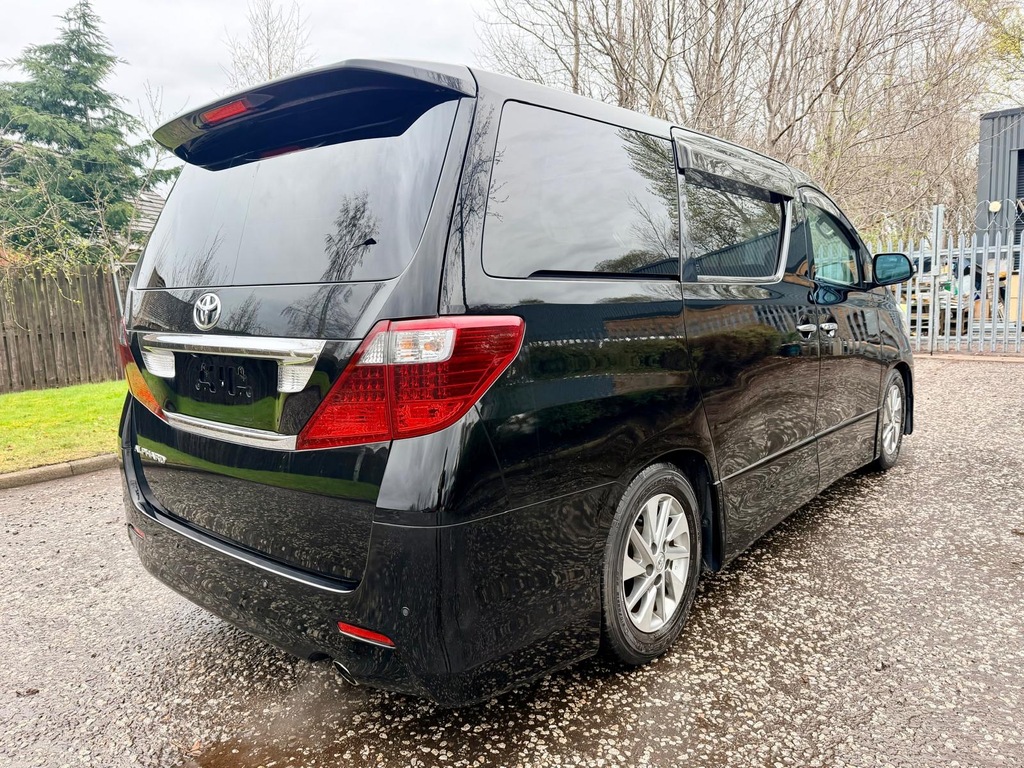 Toyota Alphard Fresh Import G Edition 2.4 8 Seats Mpv Black #6