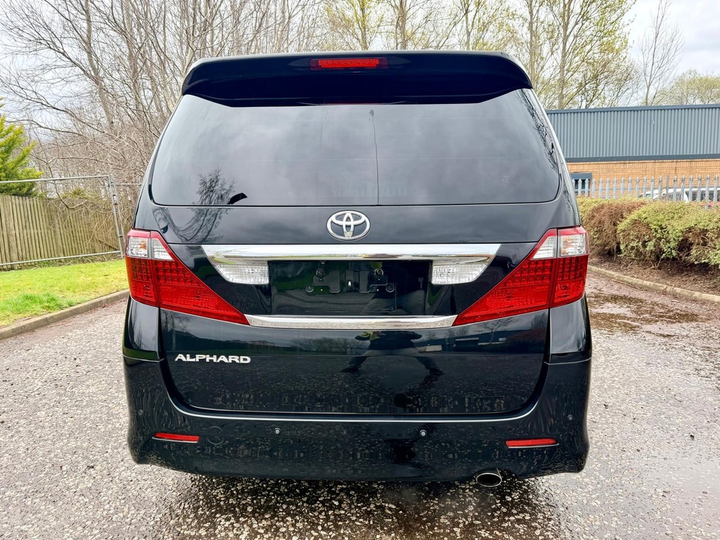 Toyota Alphard Fresh Import G Edition 2.4 8 Seats Mpv Black #5