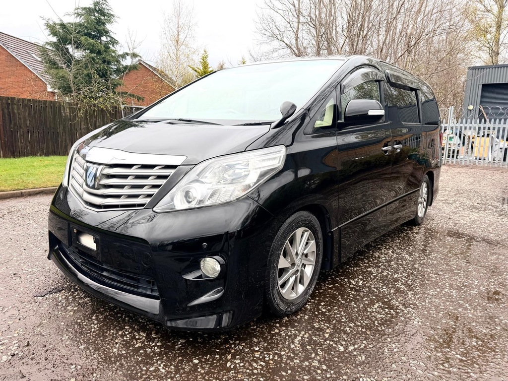 Toyota Alphard Fresh Import G Edition 2.4 8 Seats Mpv Black #3