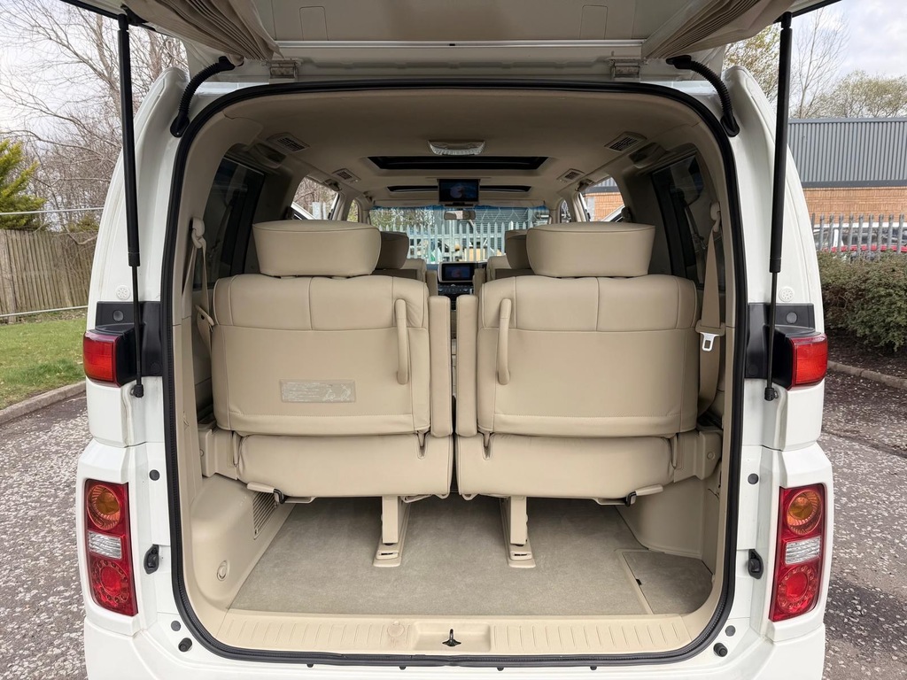Nissan Elgrand Pop Top Camper White #19