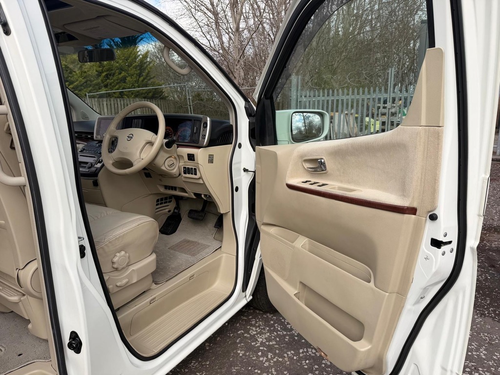 Nissan Elgrand Pop Top Camper White #9