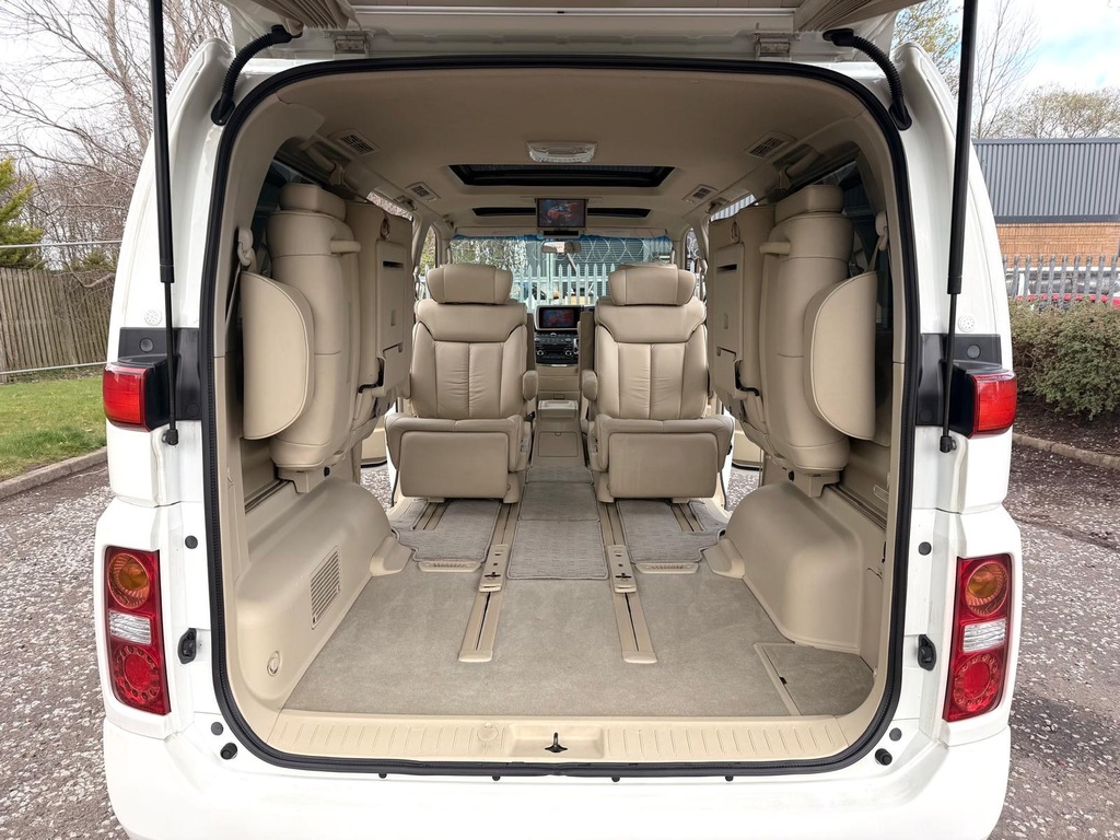 Nissan Elgrand Pop Top Camper White #17