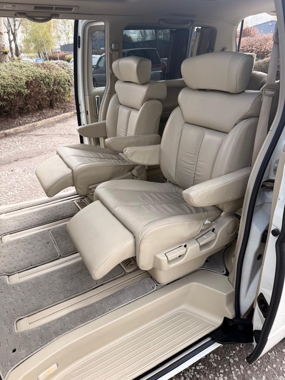 Nissan Elgrand Pop Top Camper White #14