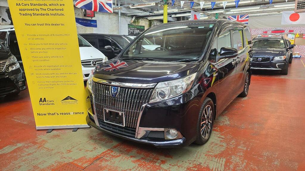 Toyota Voxy Mpv Esquare 1.8 Hybrid Leather 7 Seats Ulez 2015 Black #3