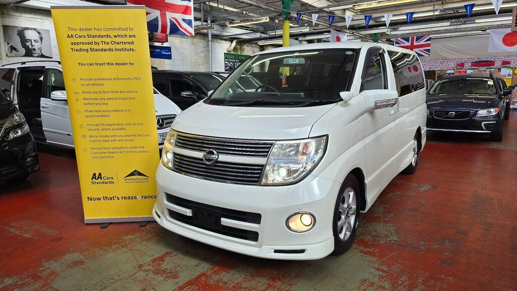 Nissan Elgrand Mpv 3.5 Highway Star Black Leather 360 View 2010 White