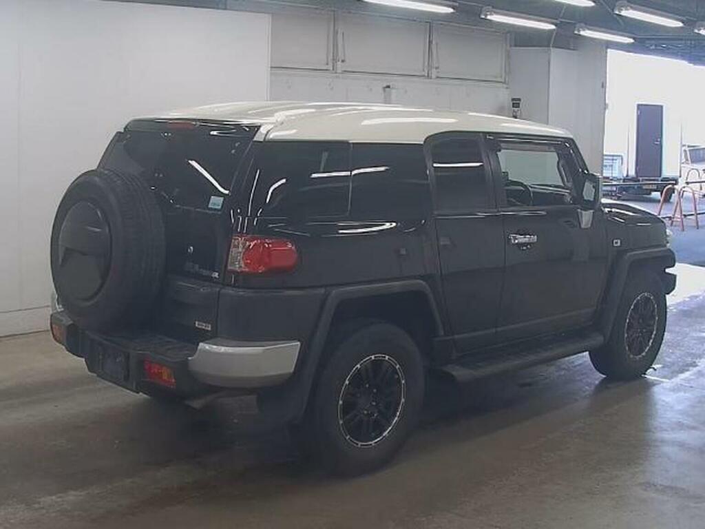 Toyota FJ Cruiser Suv Gsj15w Colour Package 4Wd Ulez Free 201161 Black #4