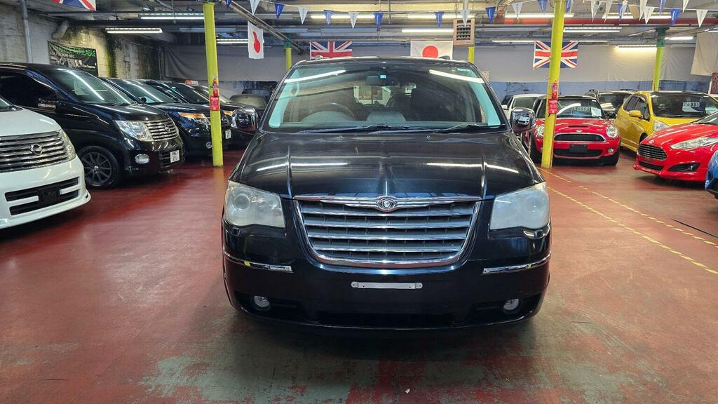 Chrysler Grand Voyager Mpv 3.8 V6 Limited Stow Go Ulez Free 201060 Black #2