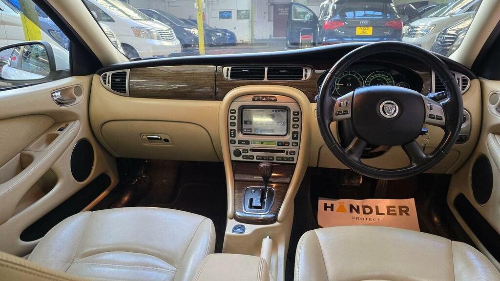 Jaguar X-Type Saloon 2.5 Awd Low Mileage Ulez Free 200808 White #3