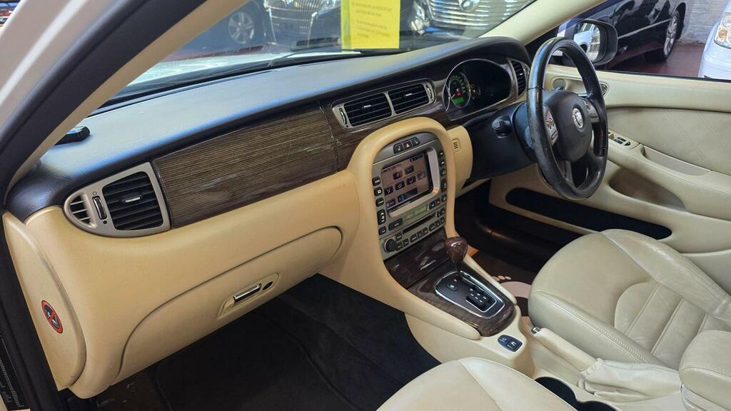 Jaguar X-Type Saloon 2.5 Awd Low Mileage Ulez Free 200808 White #6