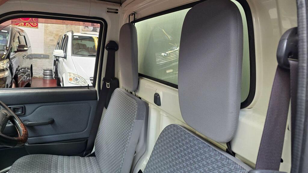 Daihatsu HiJet Cargo 660Cc Freezer Van Ulez Free White #17
