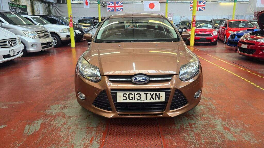 Ford Focus Hatchback 1.6 Zetec Euro 5 201313 Brown #2