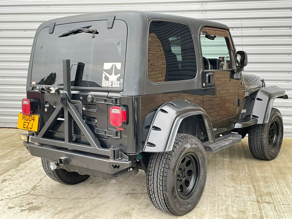 Jeep Wrangler 4.0 Summer Edition Hardtop Convertible Black #3