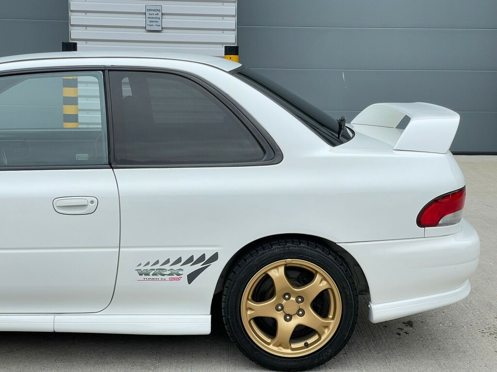 Subaru Impreza Hatchback Jdm Version 3 1997 White #38