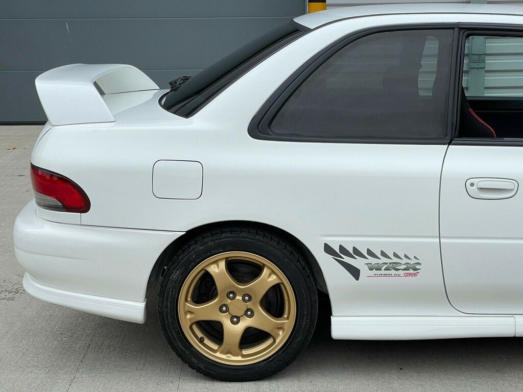 Subaru Impreza Hatchback Jdm Version 3 1997 White #21