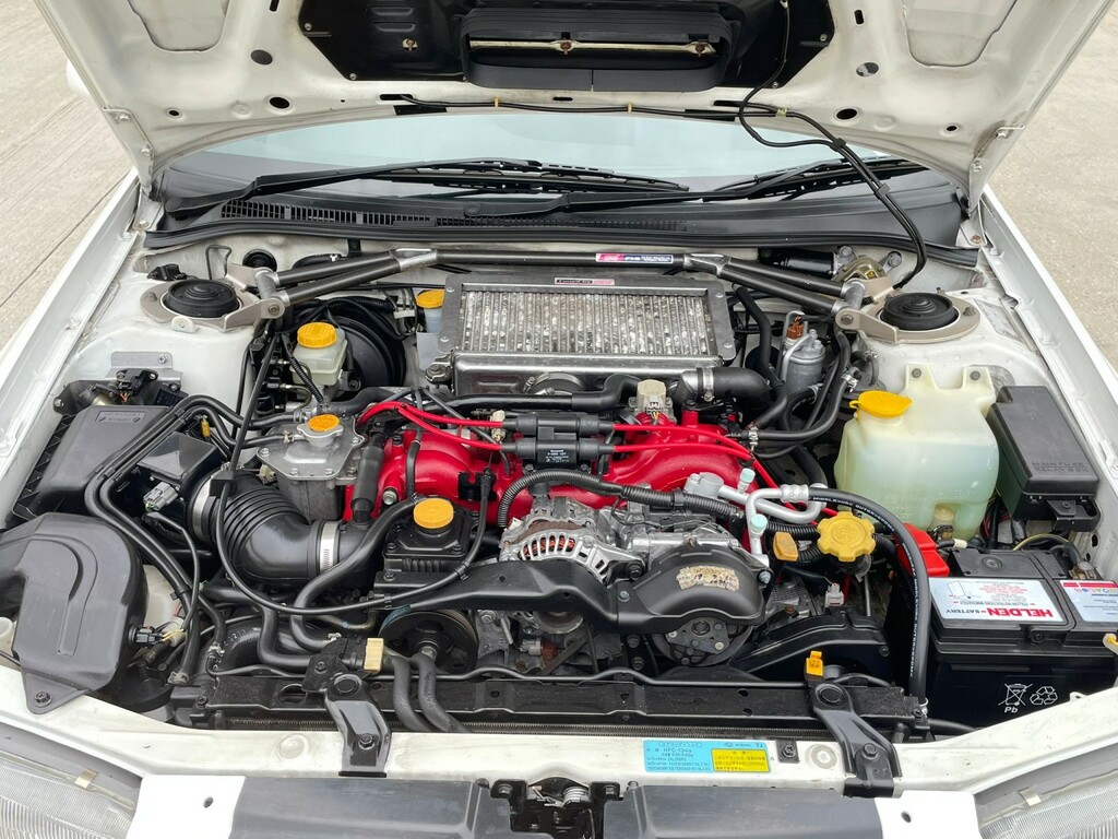 Subaru Impreza Hatchback Jdm Version 3 1997 White #57