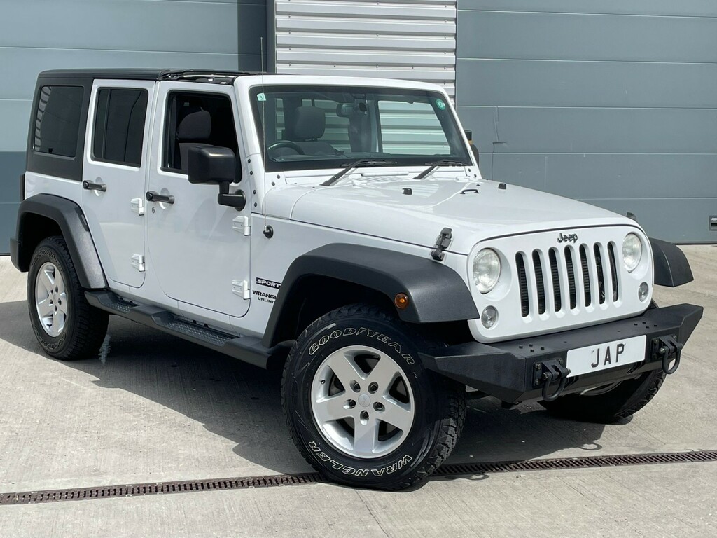 Jeep Wrangler 3.6 V6 Sahara Convertible With Hard Top White