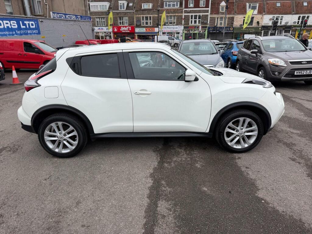 Nissan Juke Suv 1.2 Dig-t Acenta Premium 6Spd Euro 5 S BD15NXO White #2