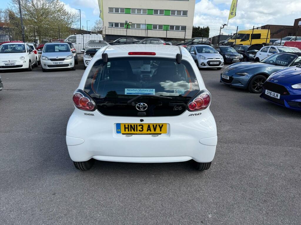 Toyota Aygo Hatchback 1.0 Vvt-i Ice Euro 5 201313 White #4