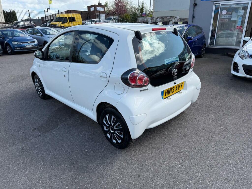 Toyota Aygo Hatchback 1.0 Vvt-i Ice Euro 5 201313 White #5