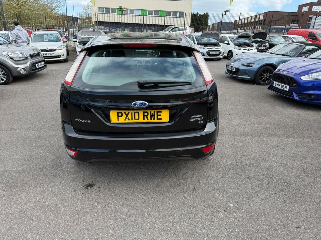 Ford Focus Hatchback 1.6 Zetec S 201010 Black #4