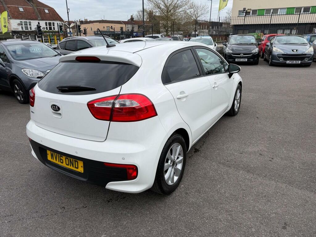 Kia RIO Hatchback 1.25 Sr7 Euro 6 201616 WV16OND White #3
