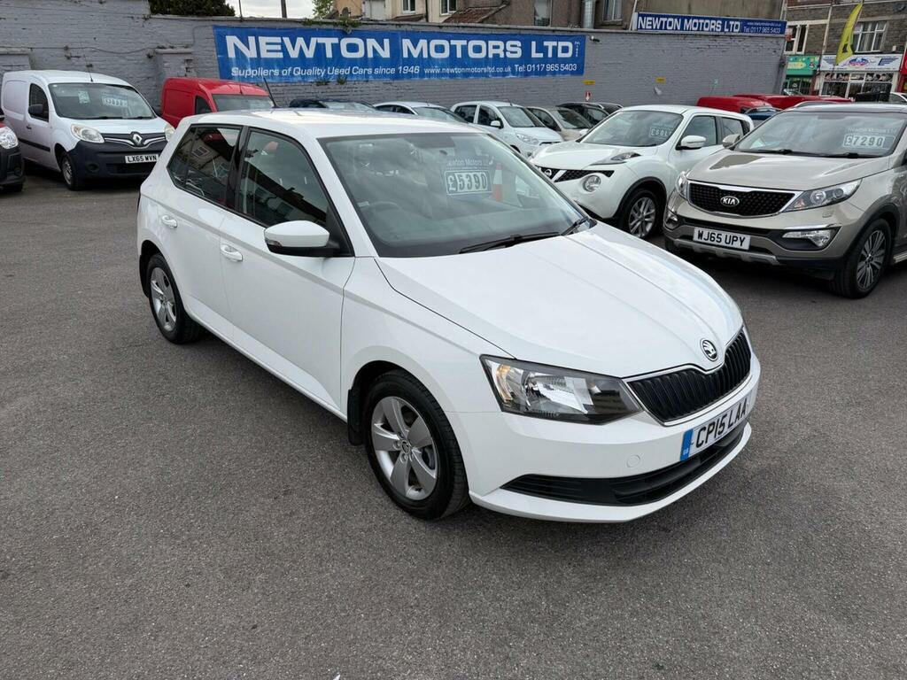 Skoda Fabia Hatchback 1.2 Tsi Se Euro 6 Ss 201515 White