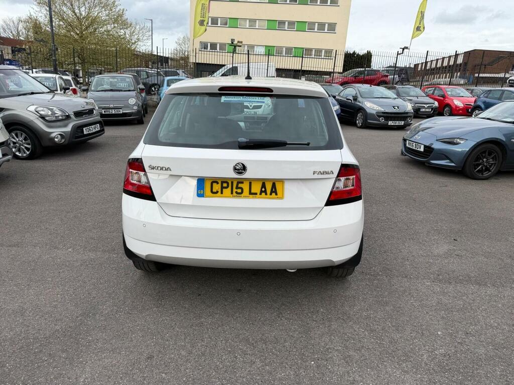 Skoda Fabia Hatchback 1.2 Tsi Se Euro 6 Ss 201515 CP15LAA White #4