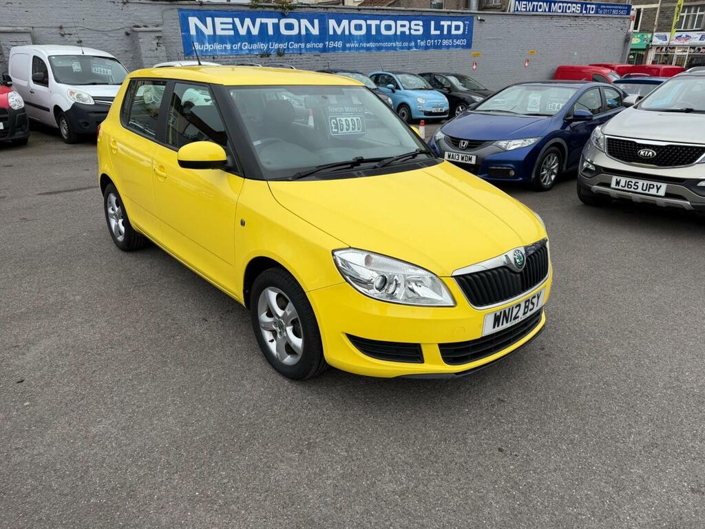 Skoda Fabia Hatchback 1.2 Tsi Se Dsg Euro 5 201212 Yellow