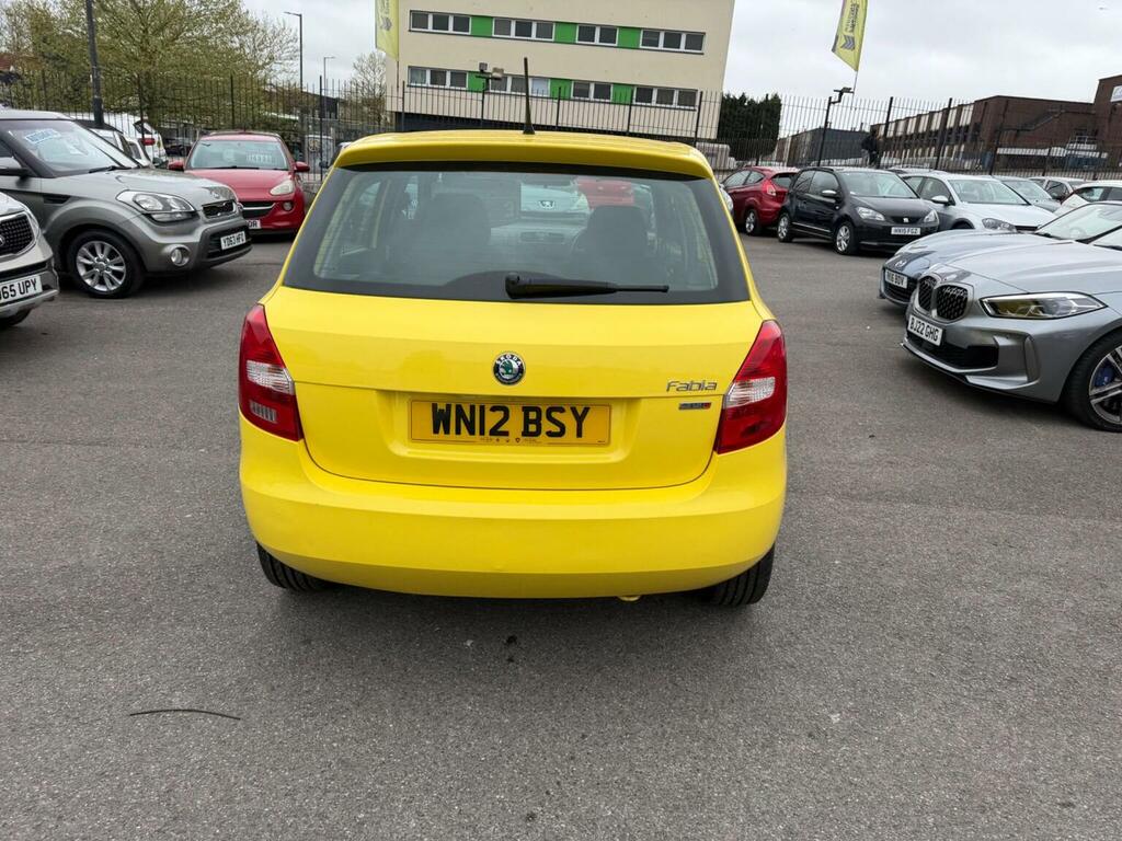 Skoda Fabia Hatchback 1.2 Tsi Se Dsg Euro 5 201212 Yellow #4