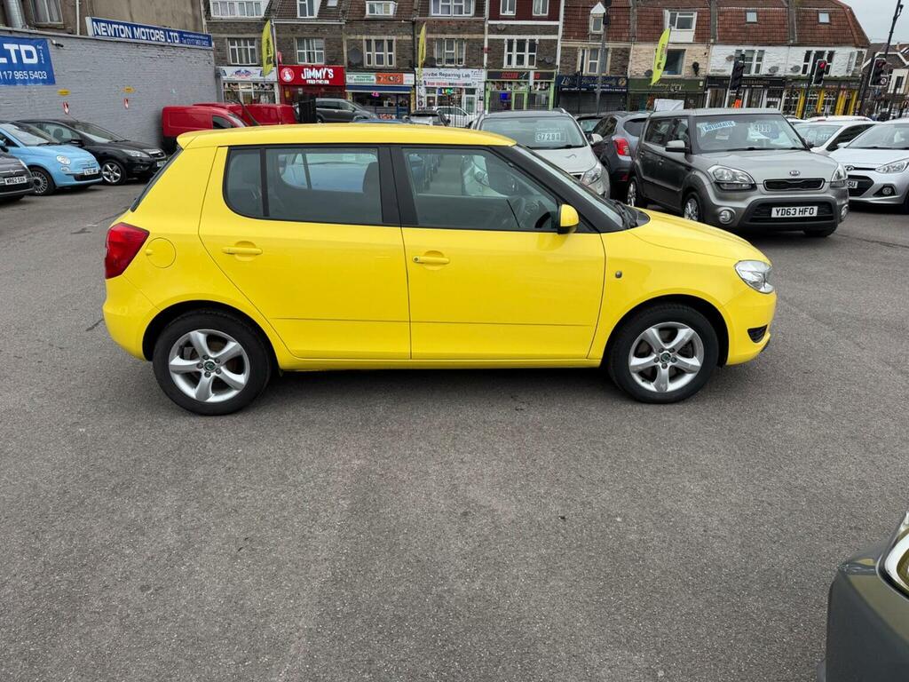 Skoda Fabia Hatchback 1.2 Tsi Se Dsg Euro 5 201212 Yellow #2